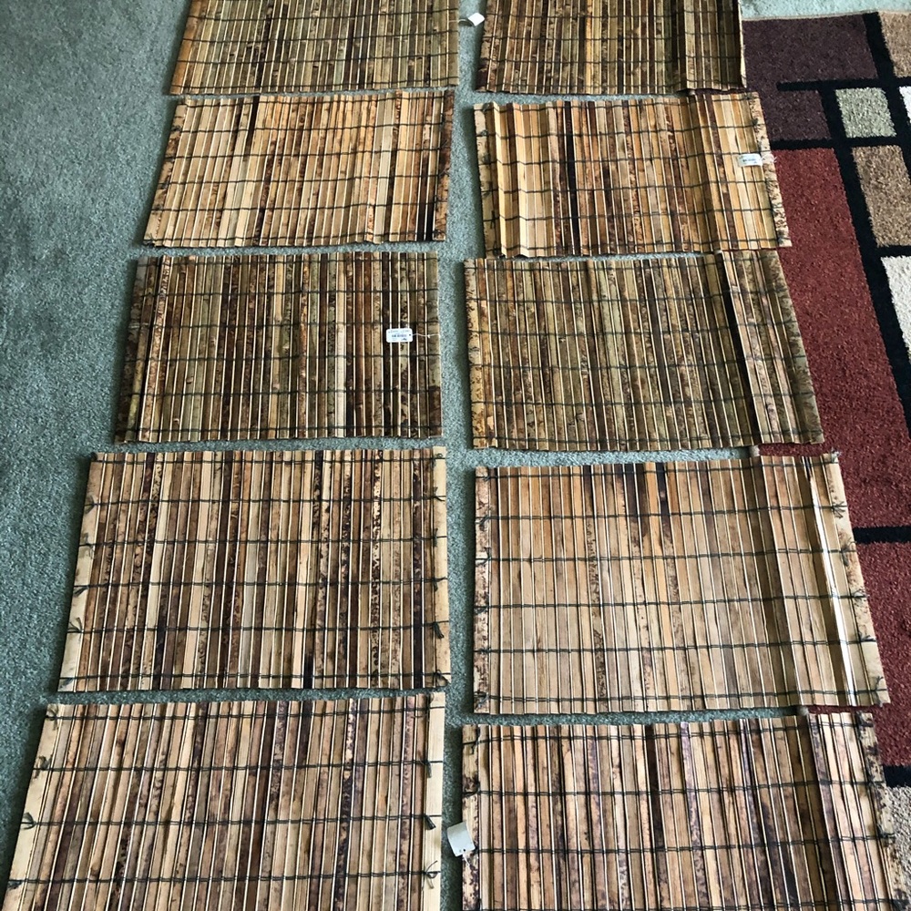 12 bamboo placemats